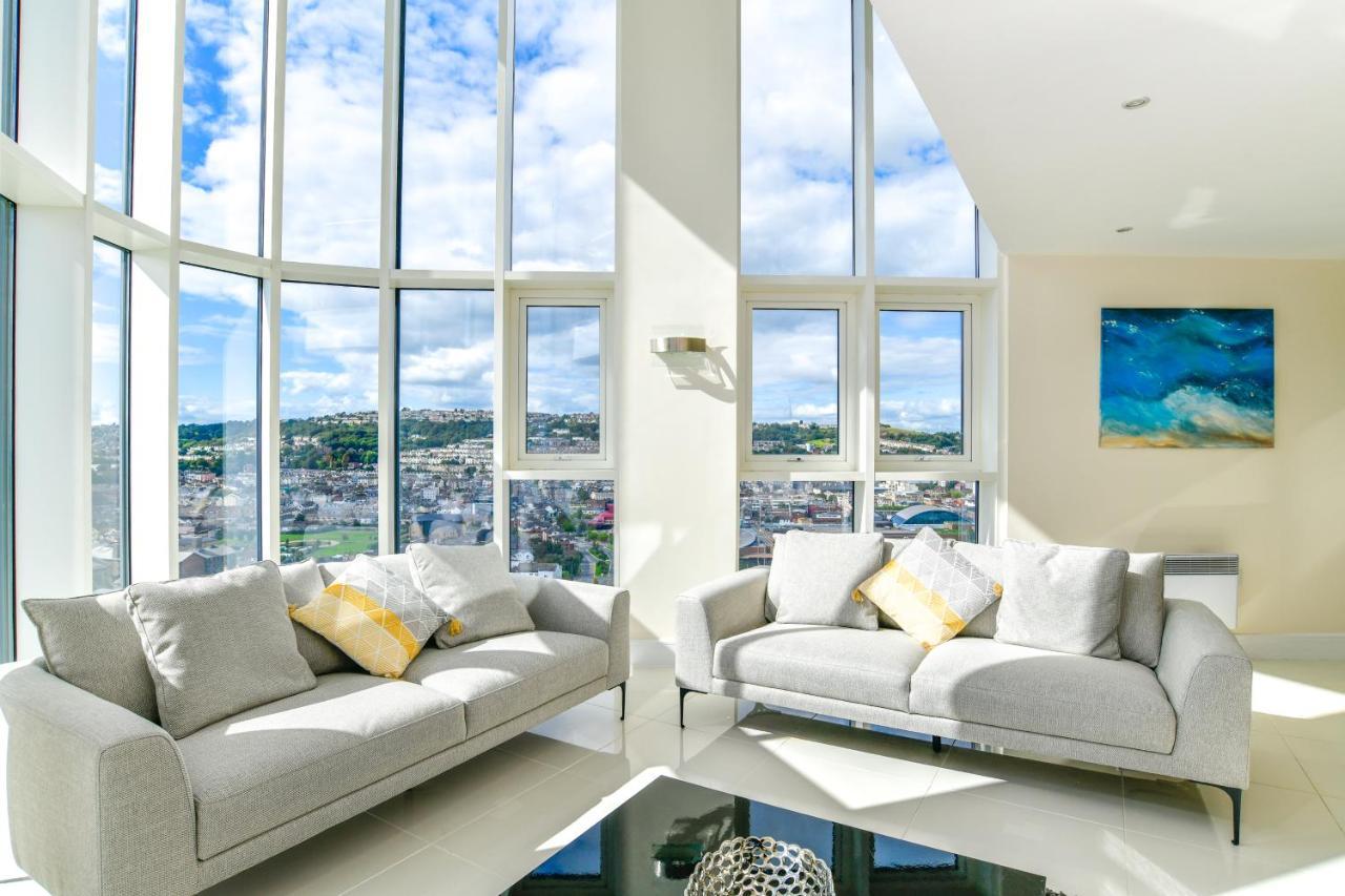 Just Stay Wales - Meridian Quay Penthouses Swansea Extérieur photo