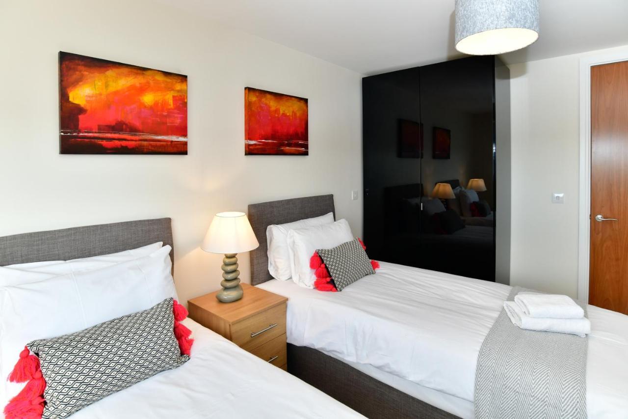 Just Stay Wales - Meridian Quay Penthouses Swansea Extérieur photo